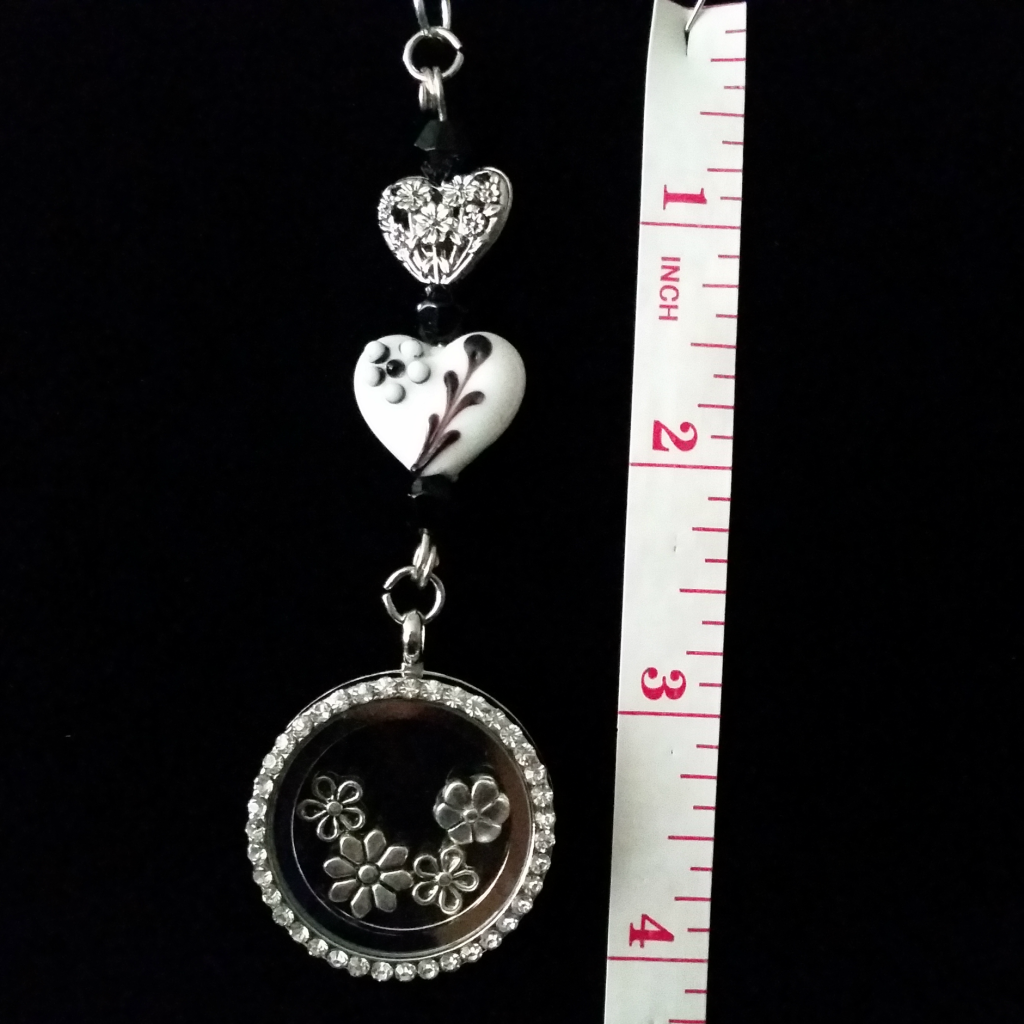 Heartstring Designer Fashion Necklace DB Dazzling Baubles Designer